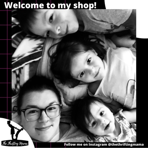 The Thrifting Mama - Picture 1 of 3